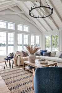 2024 Beach House Living Room Trends Cozy To Luxury Coastal Decor Ideas
