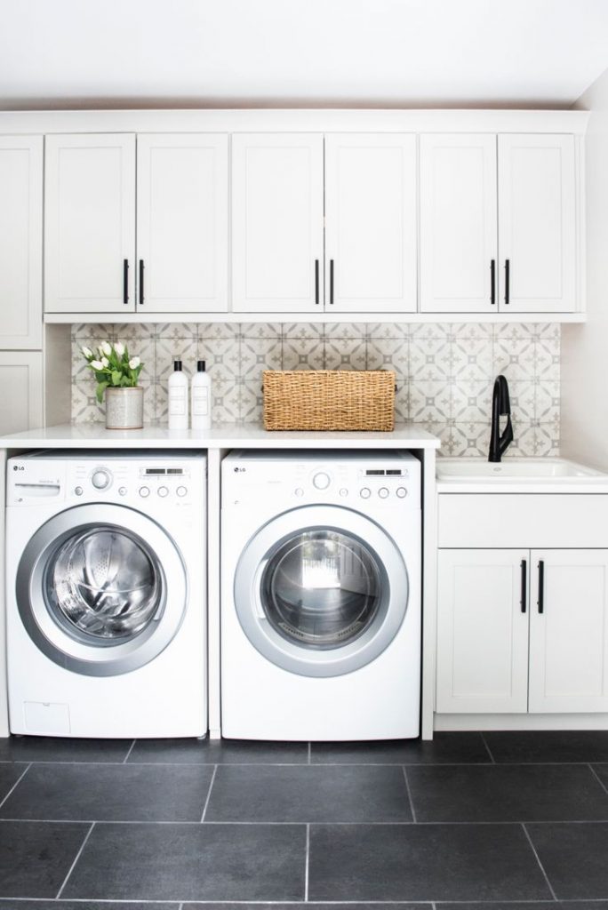 2024 Laundry Room Designs With Sinks: Modern To Farmhouse